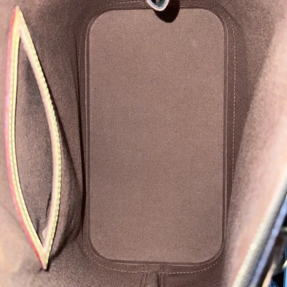 Sold! Louis Vuitton Alma MM - Picture 8 of 8